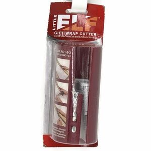 Little Elf Gift Wrap Cutter - Red